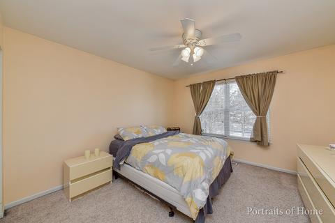 239 Hearthstone Dr, Bartlett, IL 60103 photo 15