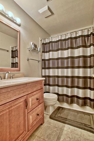2430 Harbor Ct, Aurora, IL 60504 photo 18