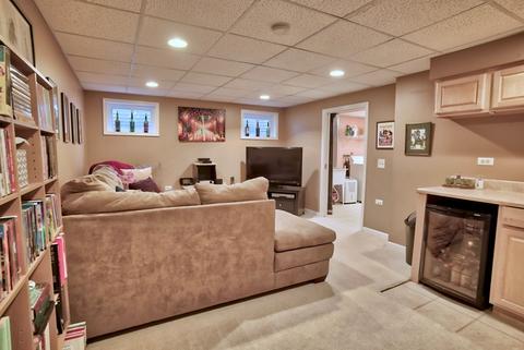 2430 Harbor Ct, Aurora, IL 60504 photo 21