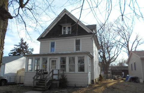 736 Glidden Ave, Dekalb, IL 60115 photo 3
