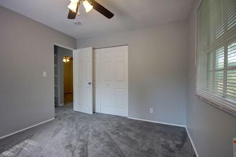 1109 Mimosa Dr, Champaign, IL 61821 photo 20
