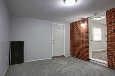 1109 Mimosa Dr, Champaign, IL 61821 photo 12