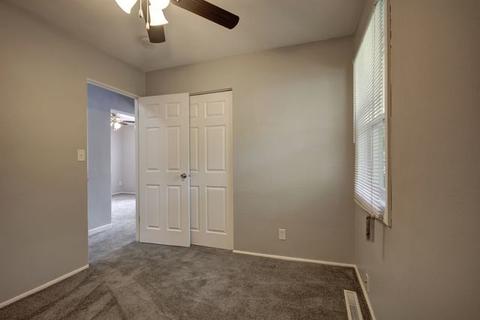 1109 Mimosa Dr, Champaign, IL 61821 photo 15