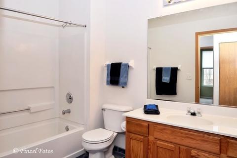2666 Loren Ct, Algonquin, IL 60102 photo 12