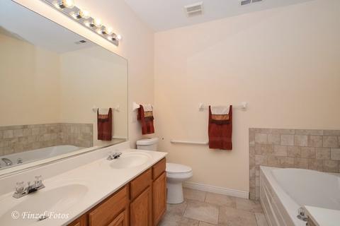 2666 Loren Ct, Algonquin, IL 60102 photo 11