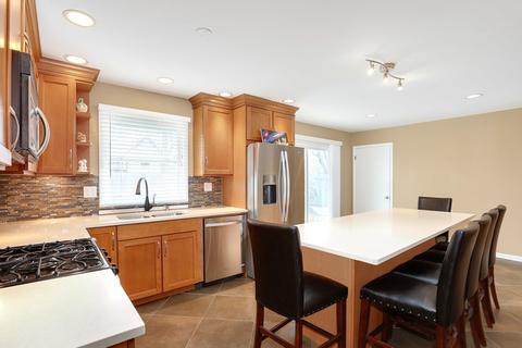1141 Laurel Dr, Aurora, IL 60506 photo 6