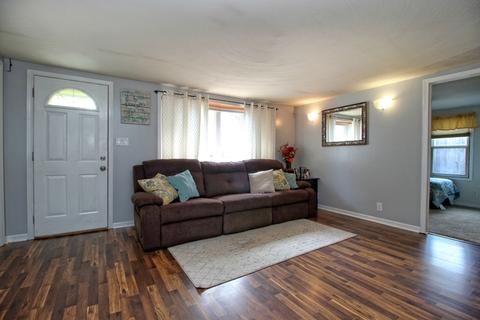 502 E High St, Morris, IL 60450 photo 6