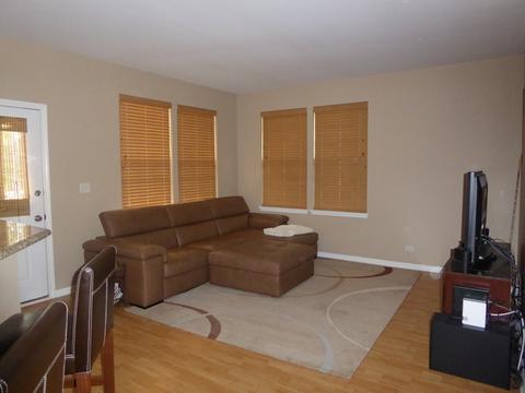 80 N Mill Rd, Addison, IL 60101 photo 2