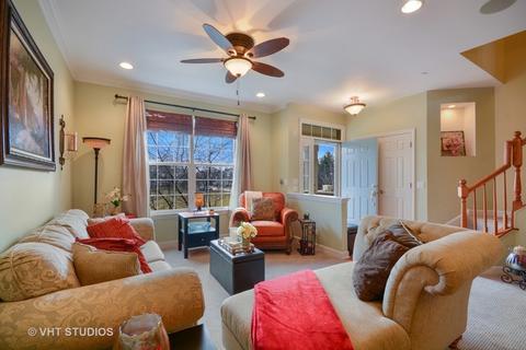 474 Broadmoor Ln, Bartlett, IL 60103 photo 3