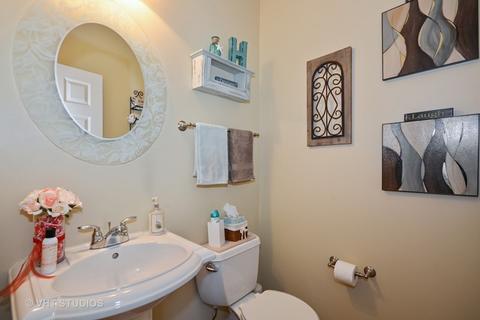 474 Broadmoor Ln, Bartlett, IL 60103 photo 22