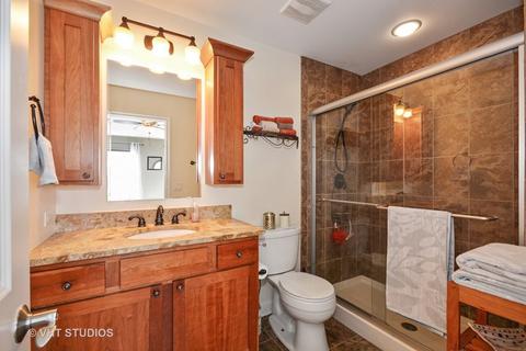 474 Broadmoor Ln, Bartlett, IL 60103 photo 15