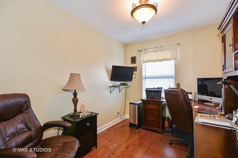 474 Broadmoor Ln, Bartlett, IL 60103 photo 12