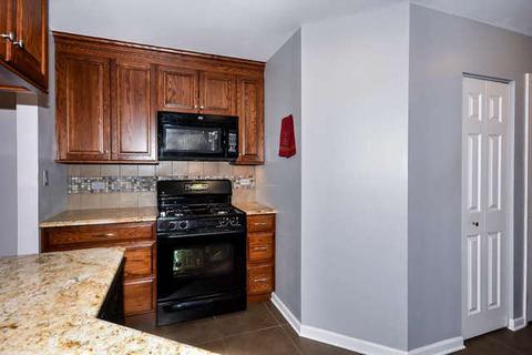 730 W Highgoal Dr S, Wheeling, IL 60090 photo 16