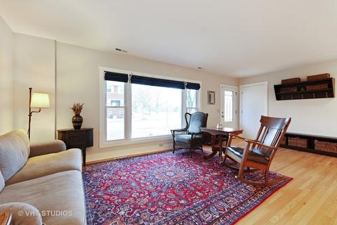 847 Dewey Ave, Evanston, IL 60202 photo 3