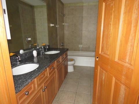 985 Reading Dr, Bartlett, IL 60103 photo 21