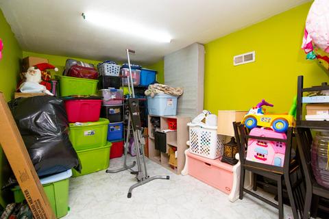 3329 W 65th St, Chicago, IL 60629 photo 32