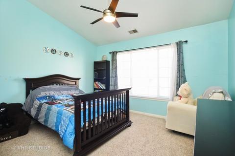 1692 Sienna Ct, Wheeling, IL 60090 photo 9