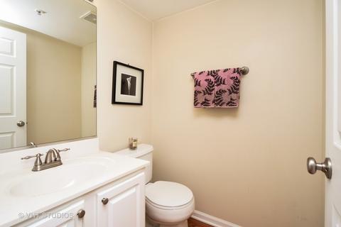 1692 Sienna Ct, Wheeling, IL 60090 photo 12