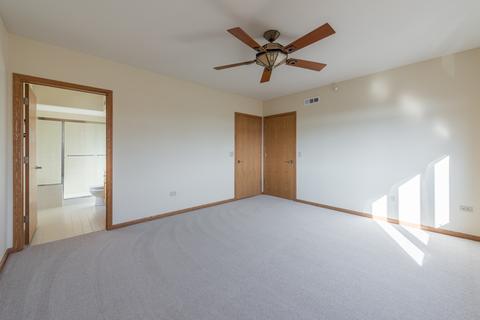 455 W Front St #509, Wheaton, IL 60187 photo 21