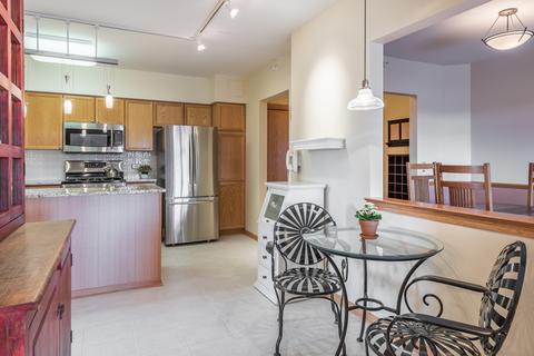 455 W Front St #509, Wheaton, IL 60187 photo 12
