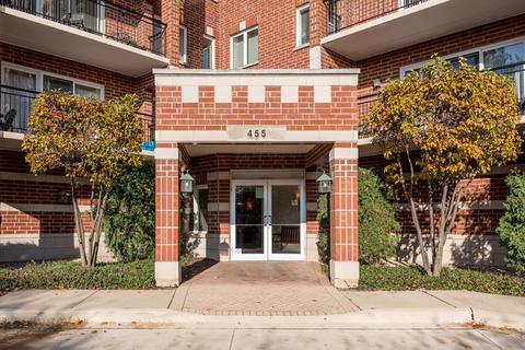 455 W Front St #509, Wheaton, IL 60187 photo 3