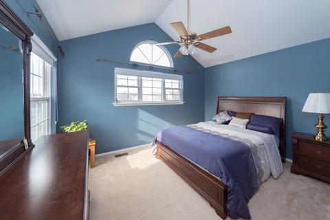 299 Beaumont Ct, Bartlett, IL 60103 photo 9