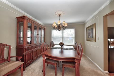 1580 Surrey Dr, Wheaton, IL 60189 photo 7