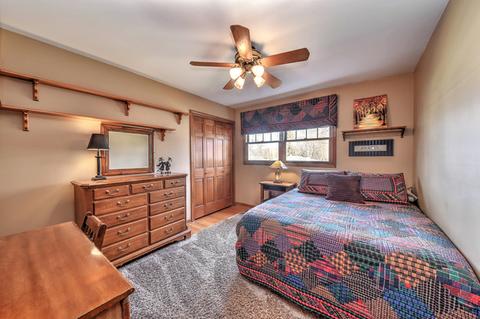 1580 Surrey Dr, Wheaton, IL 60189 photo 12