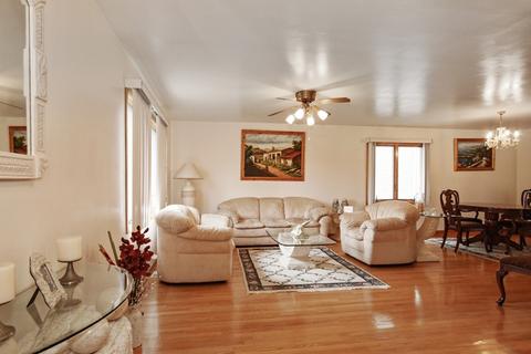 398 Blackhawk Rd, Riverside, IL 60546 photo 2