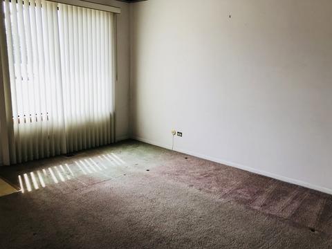 1054 Cascade Dr, Aurora, IL 60506 photo 4