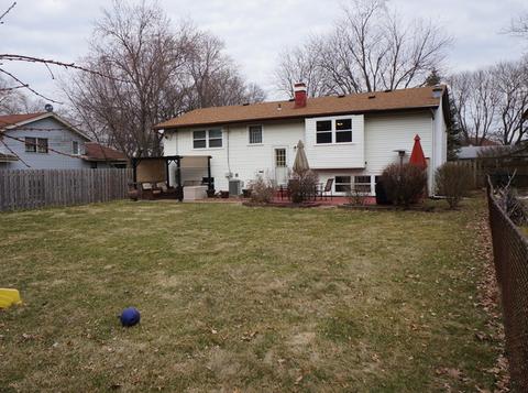 1372 Blackhawk Dr, Elgin, IL 60120 photo 16