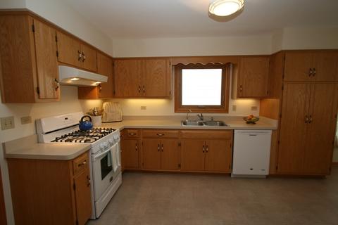 1906 Winger Dr, Plainfield, IL 60586 photo 6