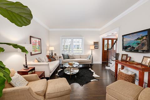 411 E Bauer Rd, Naperville, IL 60563 photo 8
