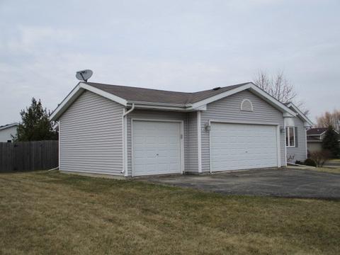 441 Hickory Ln, Davis Junction, IL 61020 photo 3