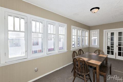 712 Saint Charles St, Elgin, IL 60120 photo 12