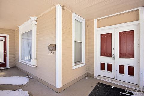 712 Saint Charles St, Elgin, IL 60120 photo 3