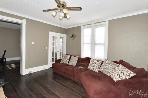 712 Saint Charles St, Elgin, IL 60120 photo 8
