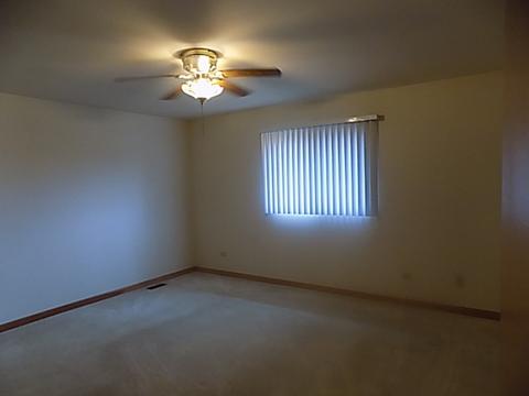 19275 Maple St, Lansing, IL 60438 photo 14