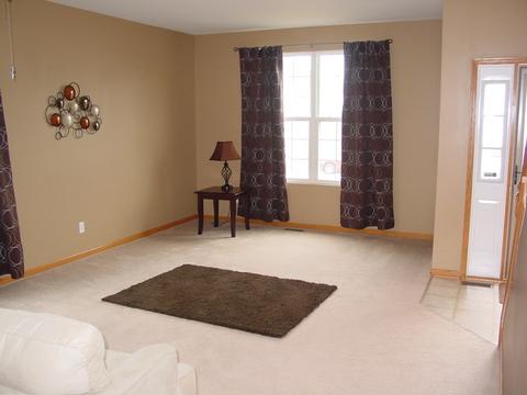 709 Avalon Way, Minooka, IL 60447 photo 2