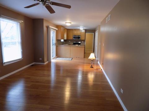 2844 Colonial Dr, Elgin, IL 60124 photo 8