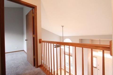 28 E Rustic Ln, Round Lake Beach, IL 60073 photo 14