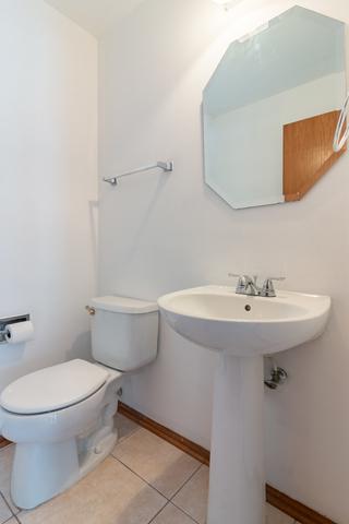 2095 Westridge Blvd, Bartlett, IL 60103 photo 7