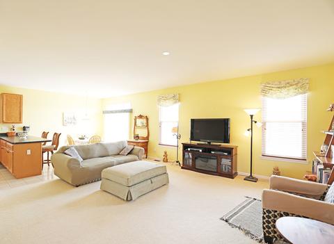 1206 Lilac Ln, Harvard, IL 60033 photo 4
