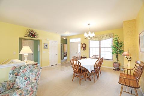 1206 Lilac Ln, Harvard, IL 60033 photo 2