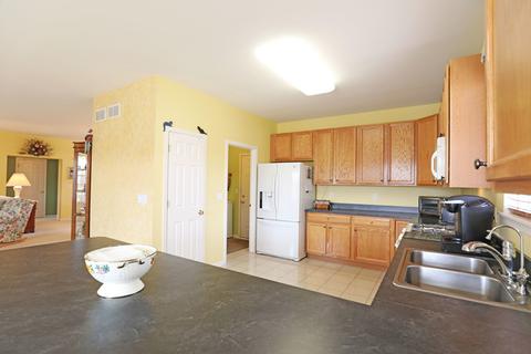 1206 Lilac Ln, Harvard, IL 60033 photo 9