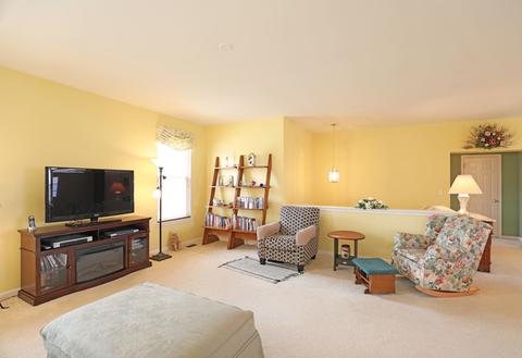 1206 Lilac Ln, Harvard, IL 60033 photo 5