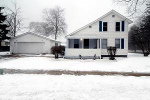 200 S 1st St, Elburn, IL 60119 photo 1
