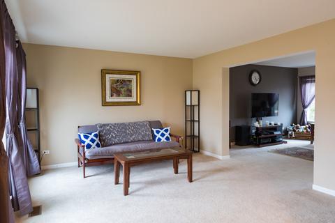 6806 Ayre Dr, Mchenry, IL 60050 photo 2