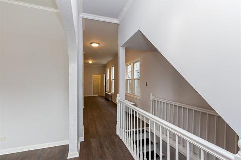654 E 89th St, Chicago, IL 60619 photo 2