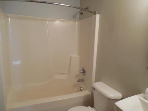 915 E Roxanna Cir, Kankakee, IL 60901 photo 10
